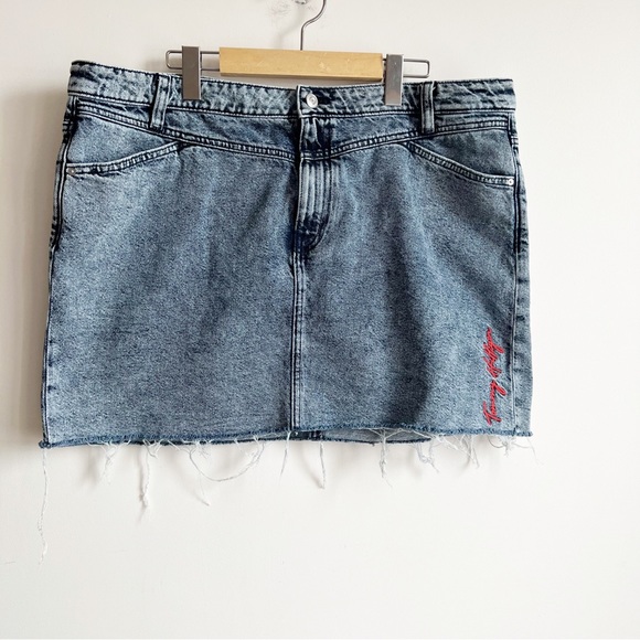 Tommy Hilfiger Dresses & Skirts - Tommy Hilfiger Denim Acid Wash Embroidered Logo Mini Skirt Size 18